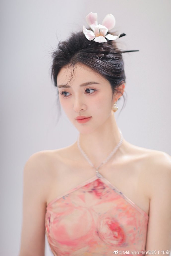 红桃视频新域名免费观看_幕后花絮揭秘- 完整版 封面配图